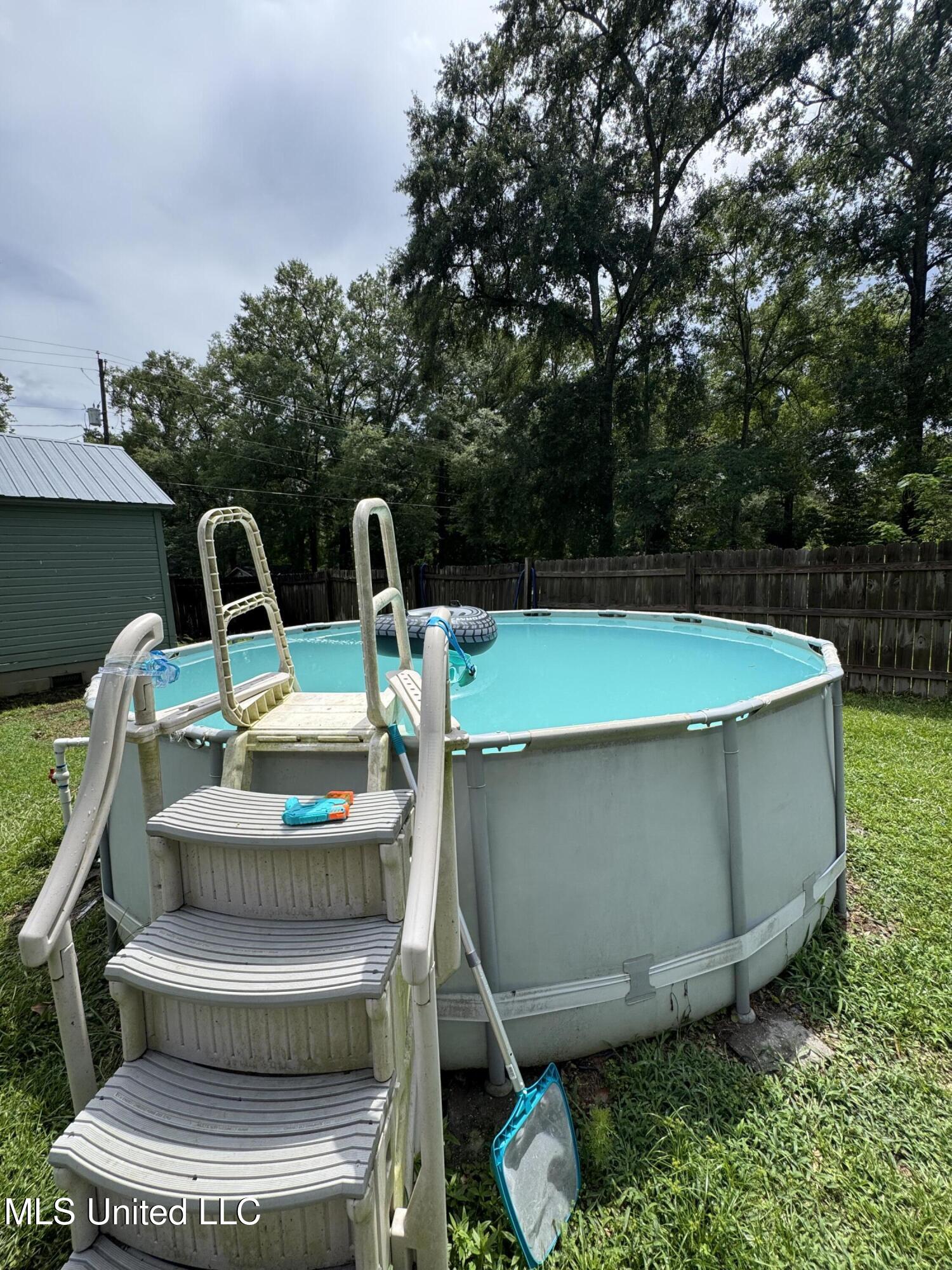 137 Anderson Street Quitman, MS 39355 - Photo 3 of 11 Above ground pool