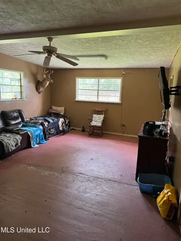 $102,500 | 137 Anderson Street, Quitman, MS 39355