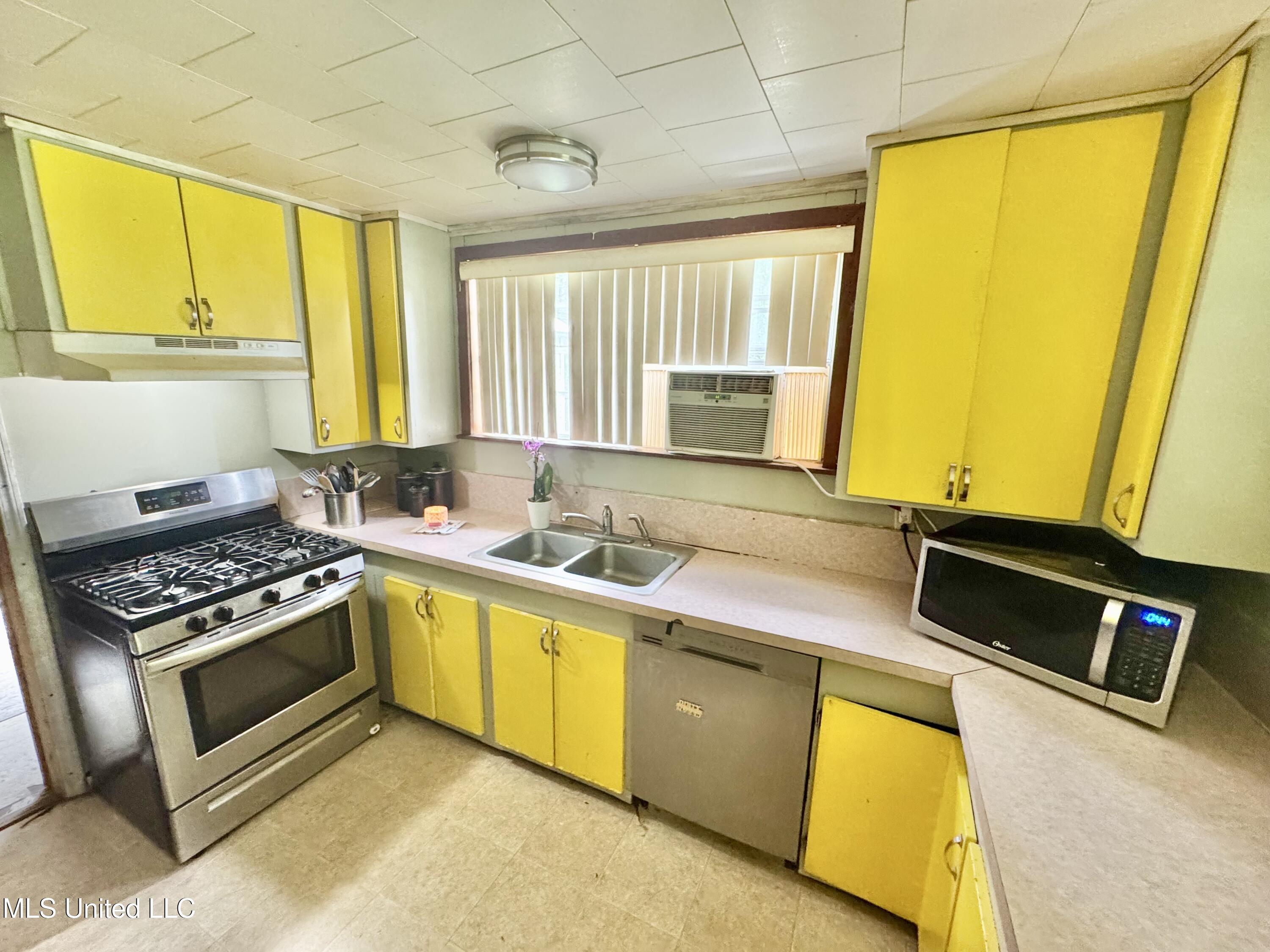 137 Anderson Street Quitman, MS 39355 - Photo 9 of 11 IMG_6699