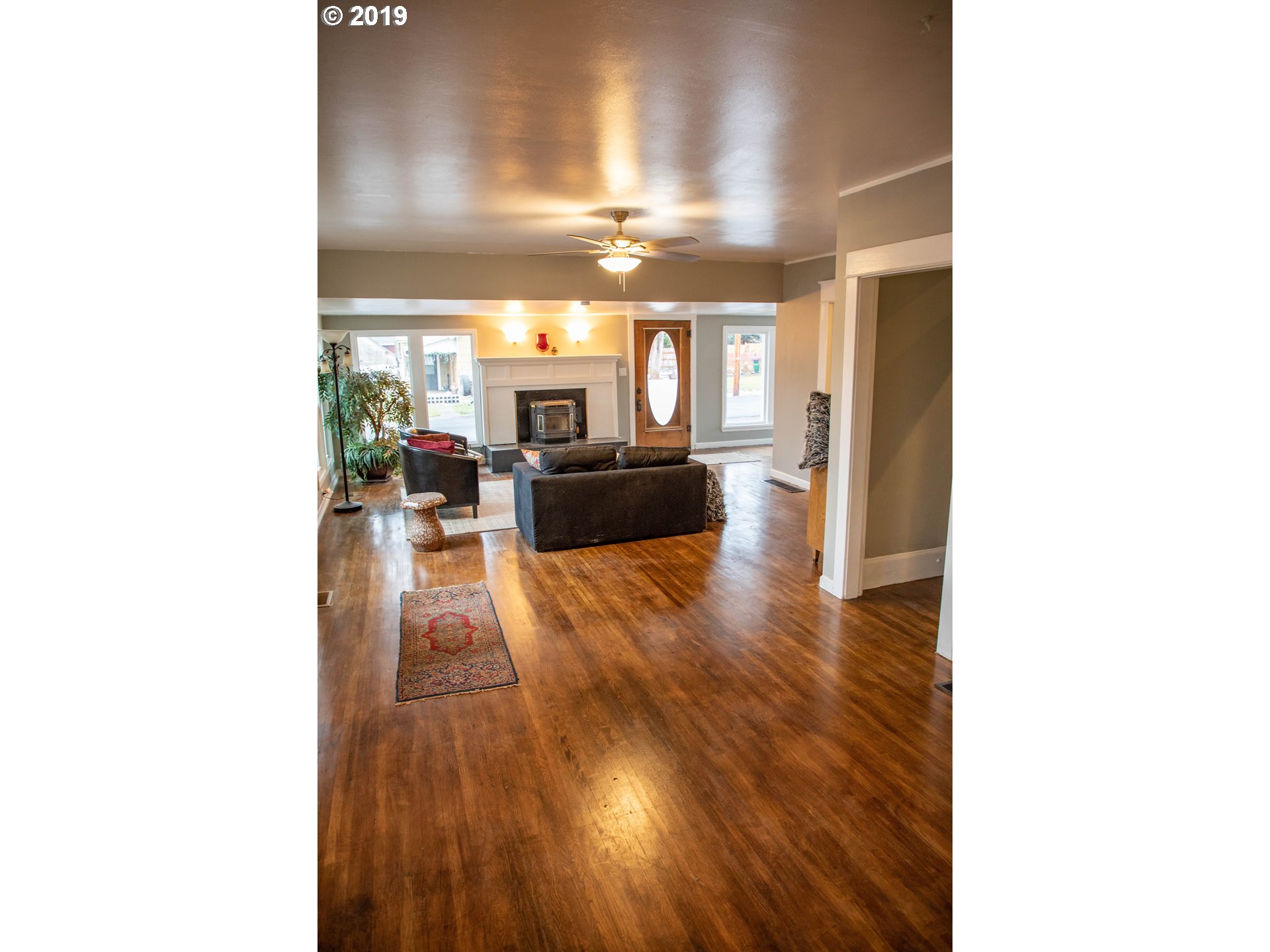 215 Northeast 2nd Street Dufur, OR 97021 - Photo 21 of 23 Gallery Image 21