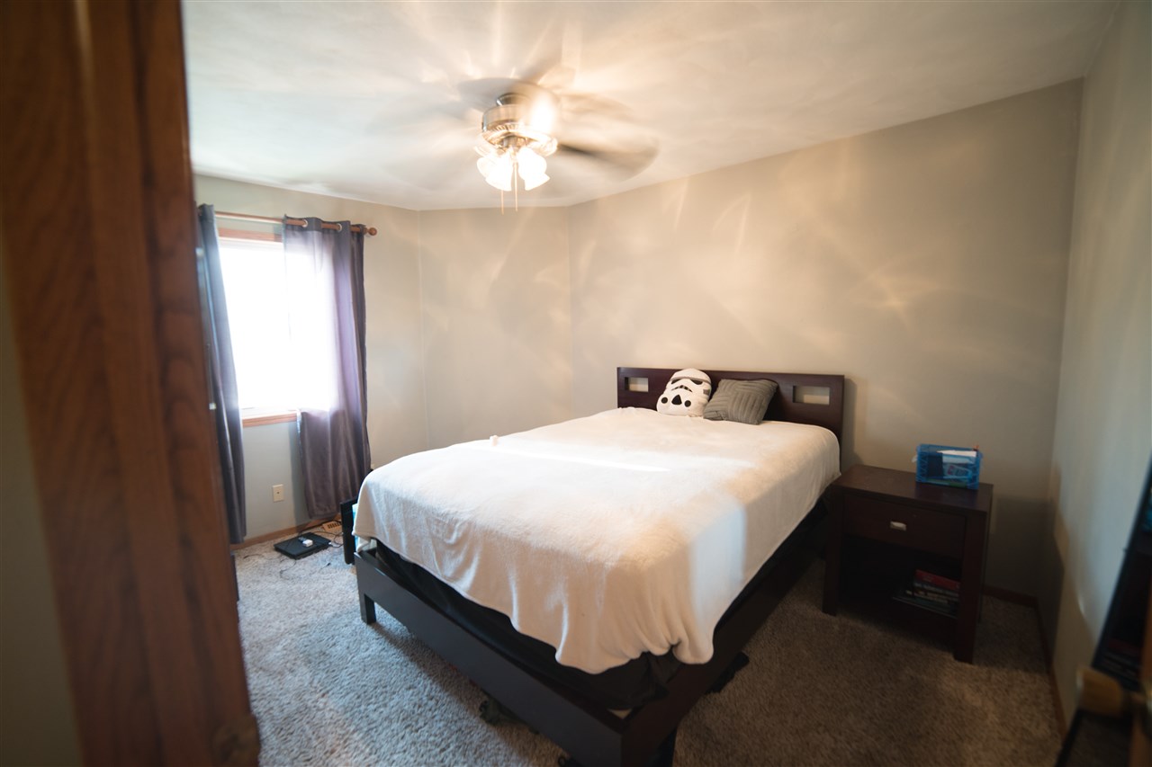 1215 Aldrin Road Rockton, IL 61072 - Photo 12 of 17 Gallery Image 12