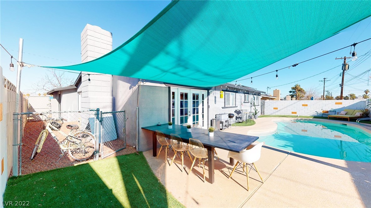 5817 Rae Drive Las Vegas, NV 89108 - Photo 16 of 19