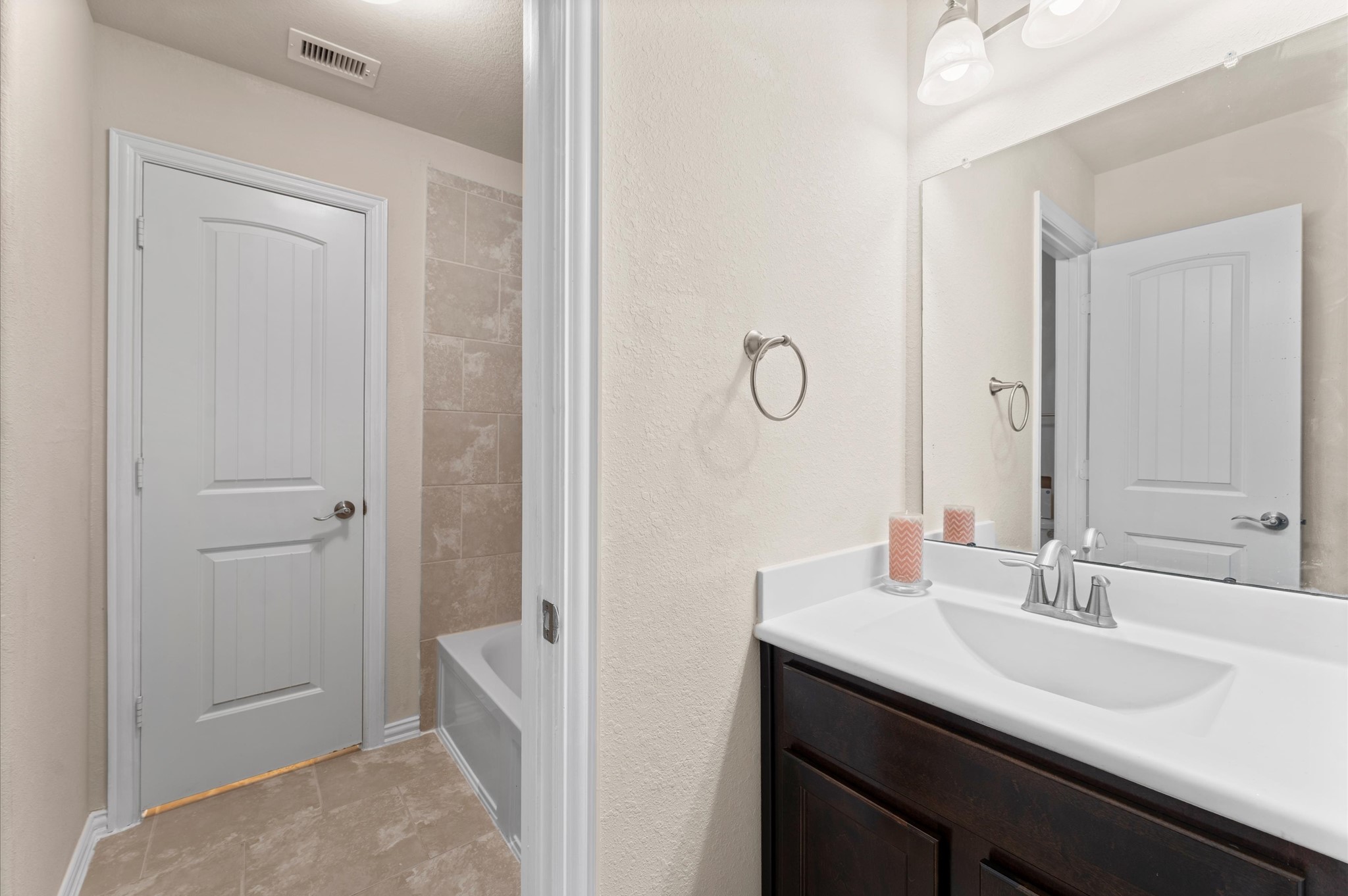 5214 Green Heath Lane Rosharon, TX 77583 - Photo 17 of 50