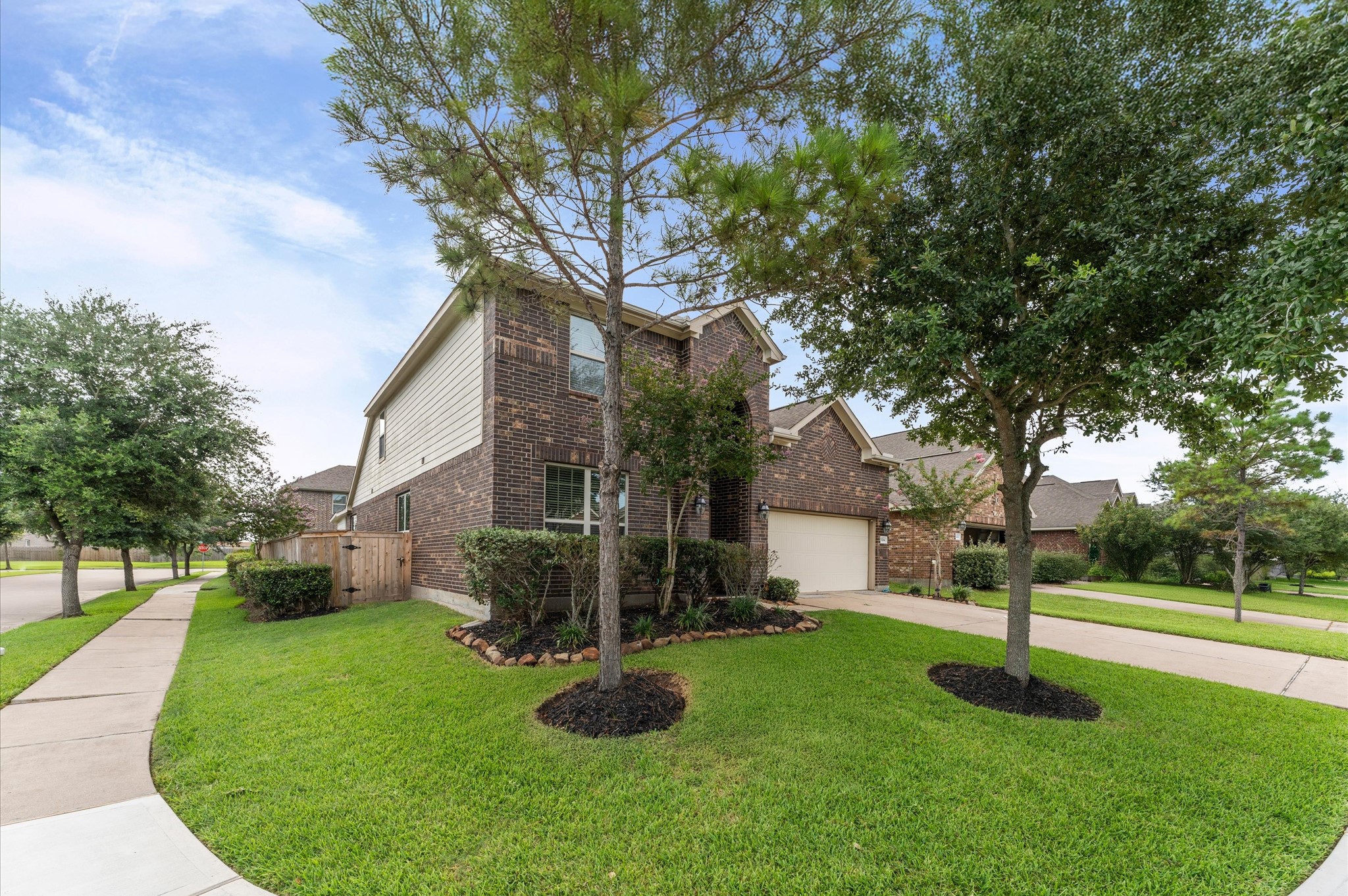 5214 Green Heath Lane Rosharon, TX 77583 - Photo 4 of 50