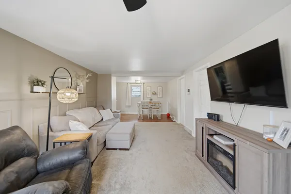 $154,900 | 418 East Wall Street, Morrison, IL 61270