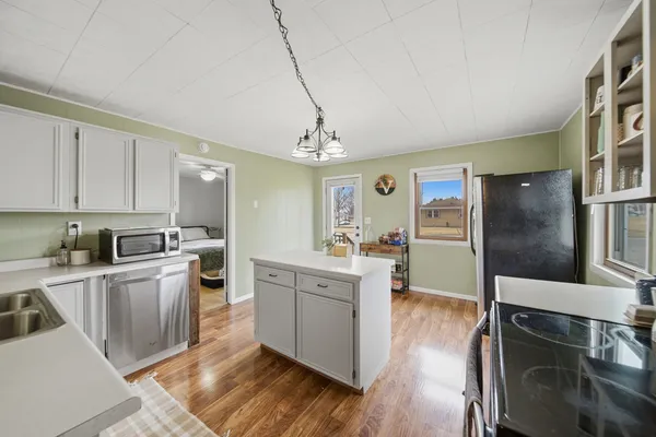 $154,900 | 418 East Wall Street, Morrison, IL 61270