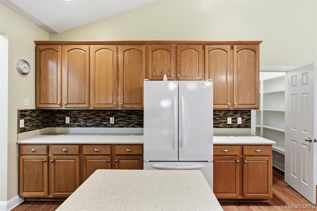 7669 Rynn Road Avoca, MI 48006 - Photo 12 of 46