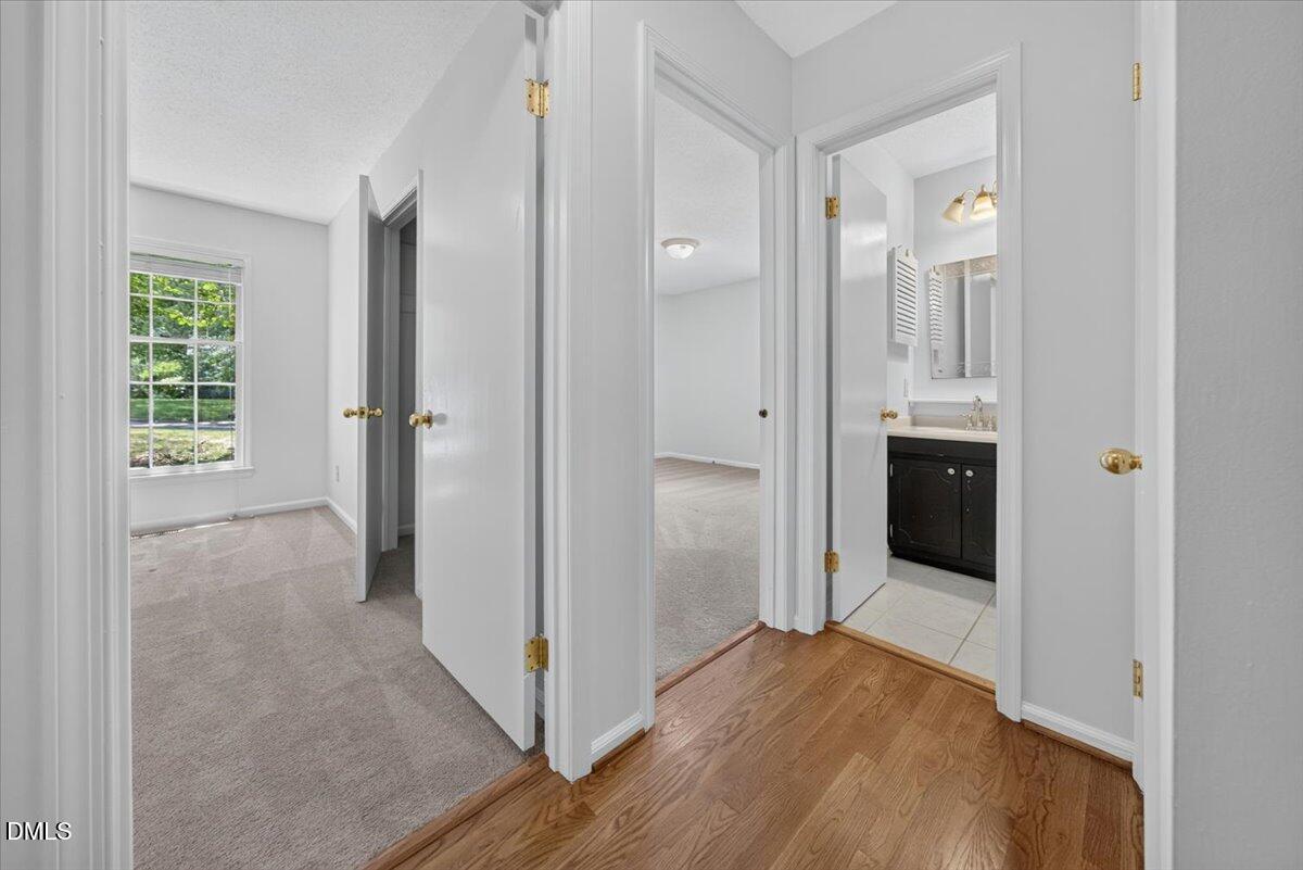 1120 Whippoorwill Lane Raleigh, NC 27609 - Photo 30 of 57 39-1120WhippoorwillLaneRaleigh_040_ZRL08
