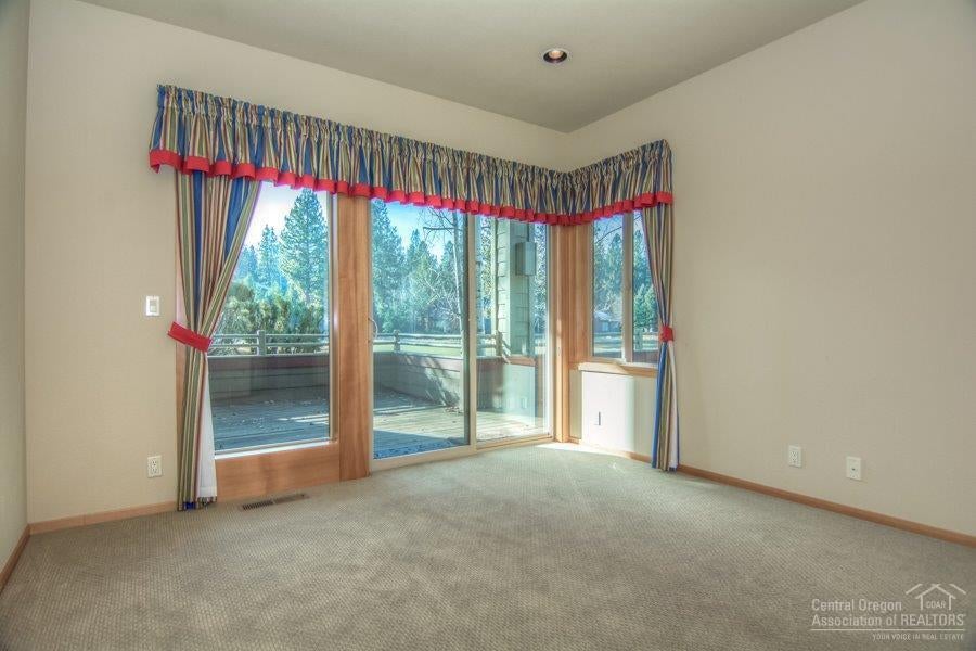 19557 Painted Ridge Loop, Unit 21 Bend, OR 97702 - Photo 13 of 25 Gallery Image 13