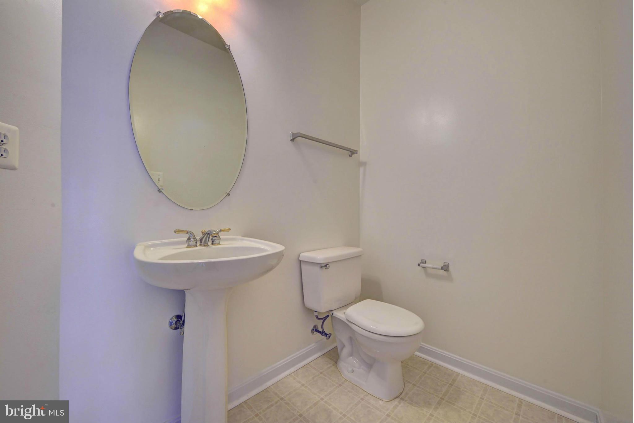 9244 Lorton Valley Road Lorton, VA 22079 - Photo 9 of 24 Interior (General)