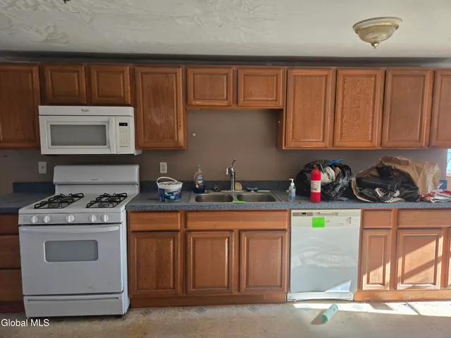 $64,900 | 1 Brookdale Avenue, Whitehall, NY 12887