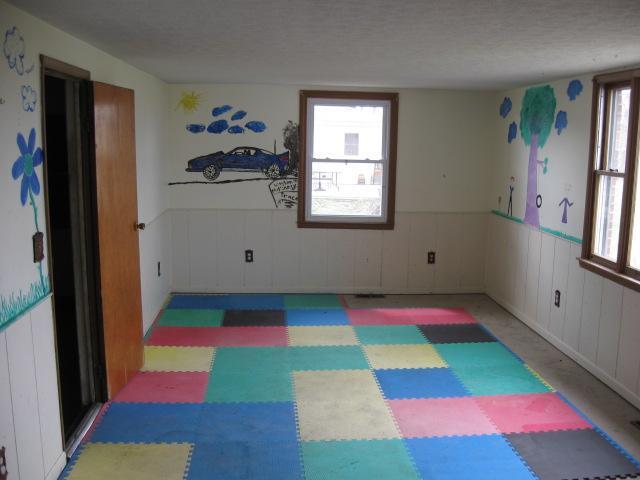3140 South Meridian Road Greenfield, IN 46140 - Photo 5 of 8 Gallery Image 5