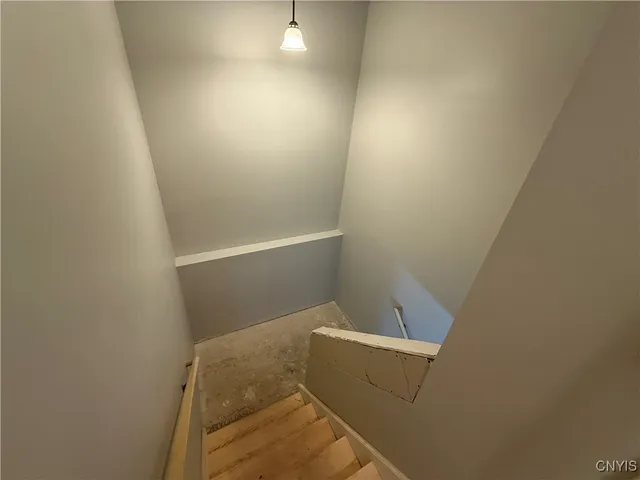 $371,352 | 12 Clinton Street, Manlius, NY 13066