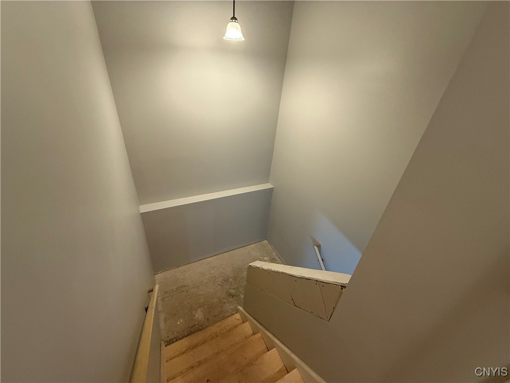 12 Clinton Street Manlius, NY 13066 - Photo 23 of 49