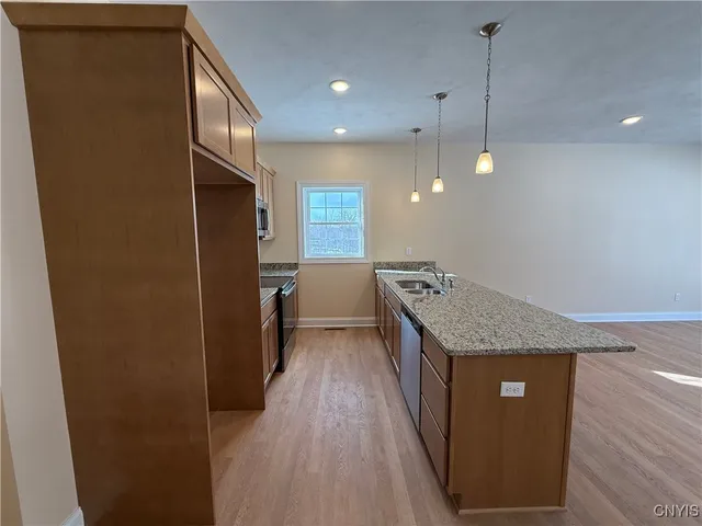 $371,352 | 12 Clinton Street, Manlius, NY 13066