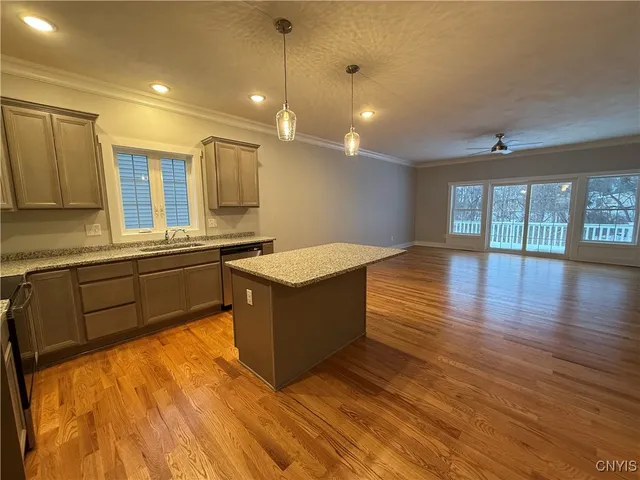 $371,352 | 12 Clinton Street, Manlius, NY 13066