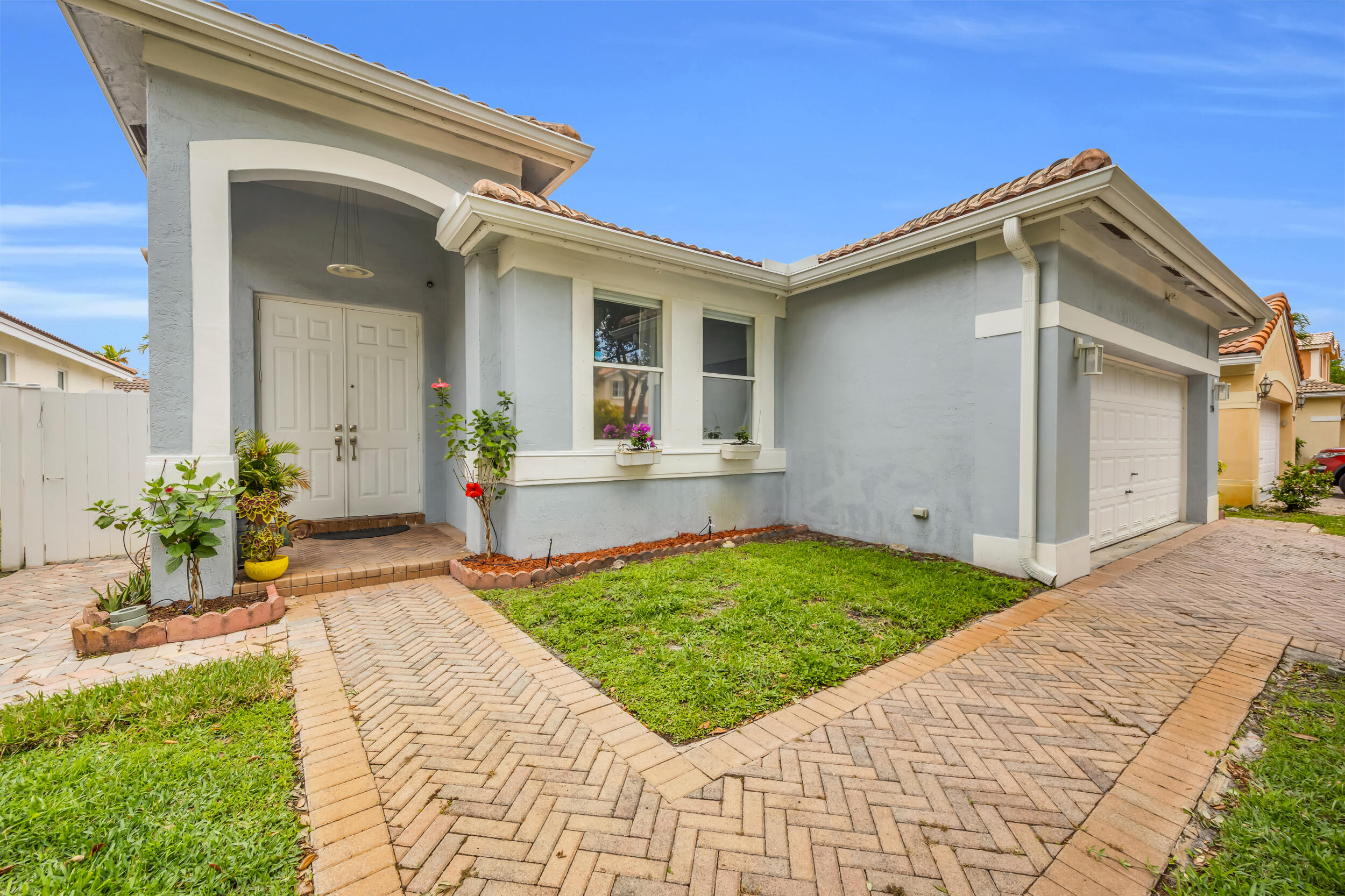 2744 Southwest 128th Avenue Miramar, FL 33027 - Photo 2 of 44 4_8p3a3114