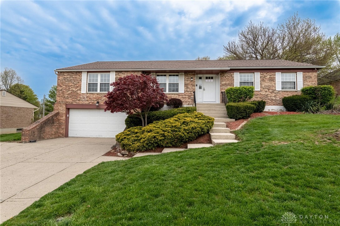 1255 East Westbrook Road Clayton, OH 45415 - Photo 1 of 34