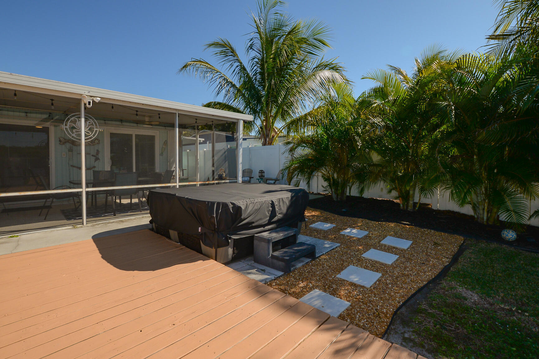 110 Southwest Hideaway Place Stuart, FL 34994 - Photo 29 of 35 LR-7068
