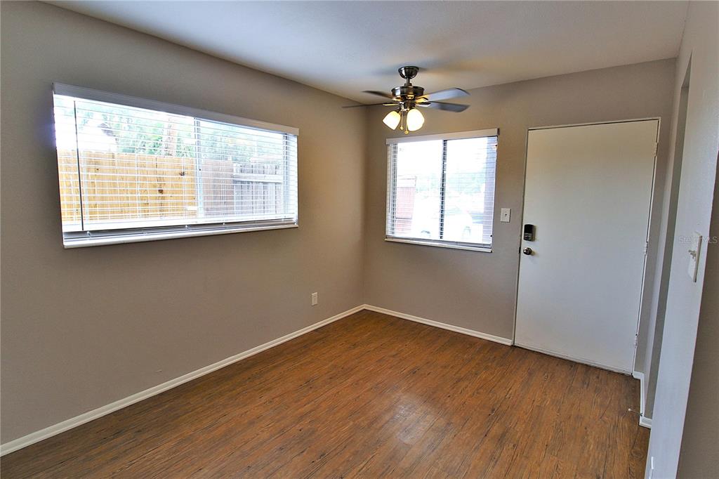 3001 Bee Ridge Road, Unit 124 Sarasota, FL 34239 - Photo 2 of 22