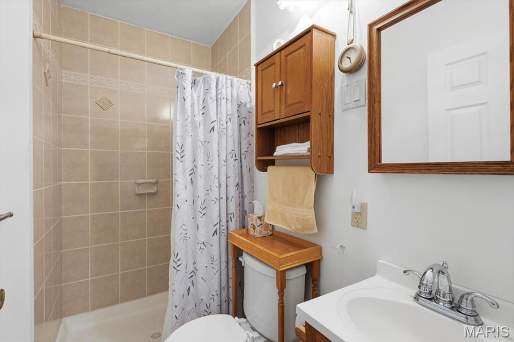 42 Cedar Ledge Pacific, MO 63069 - Photo 27 of 32