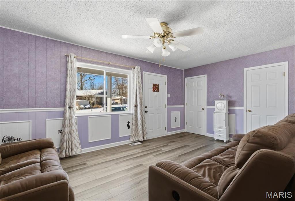 42 Cedar Ledge Pacific, MO 63069 - Photo 4 of 32