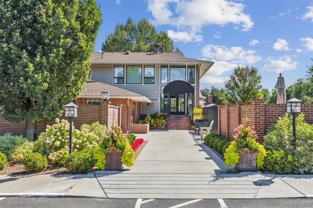 $1,325,000 | 2800 South University Boulevard, Unit 2, Denver, CO 80210