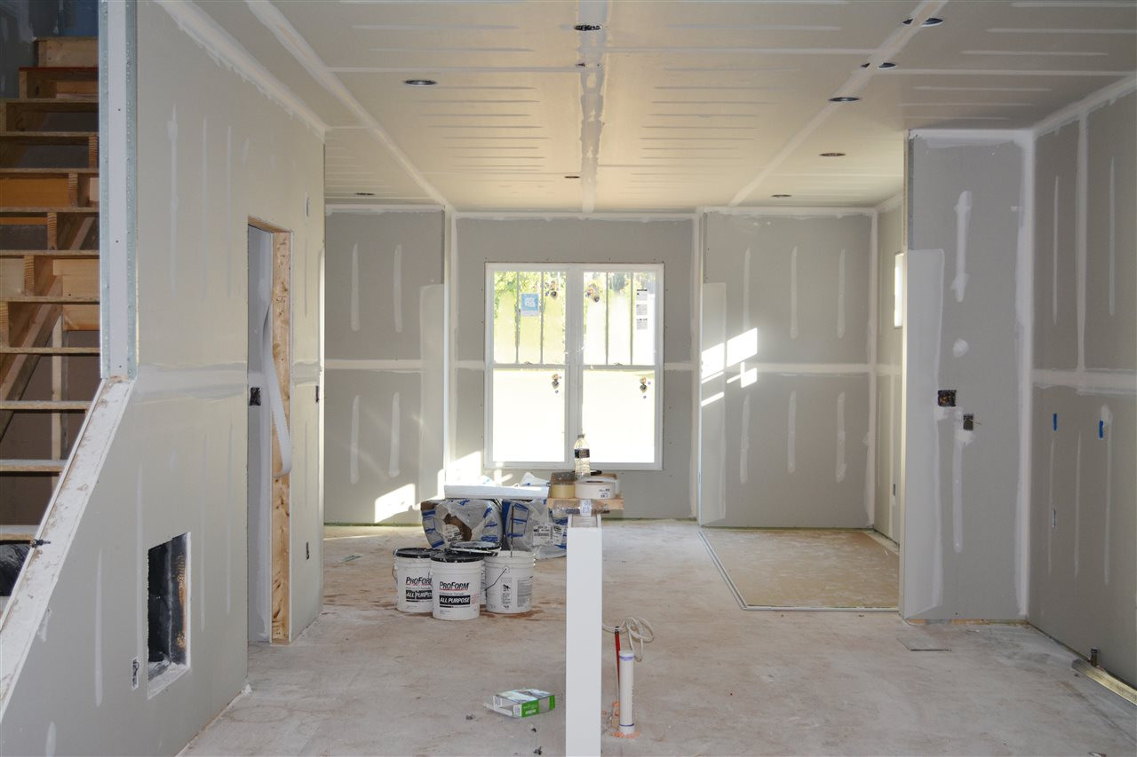 513 Jerome Road Durham, NC 27713 - Photo 3 of 11 Large Open Living Space