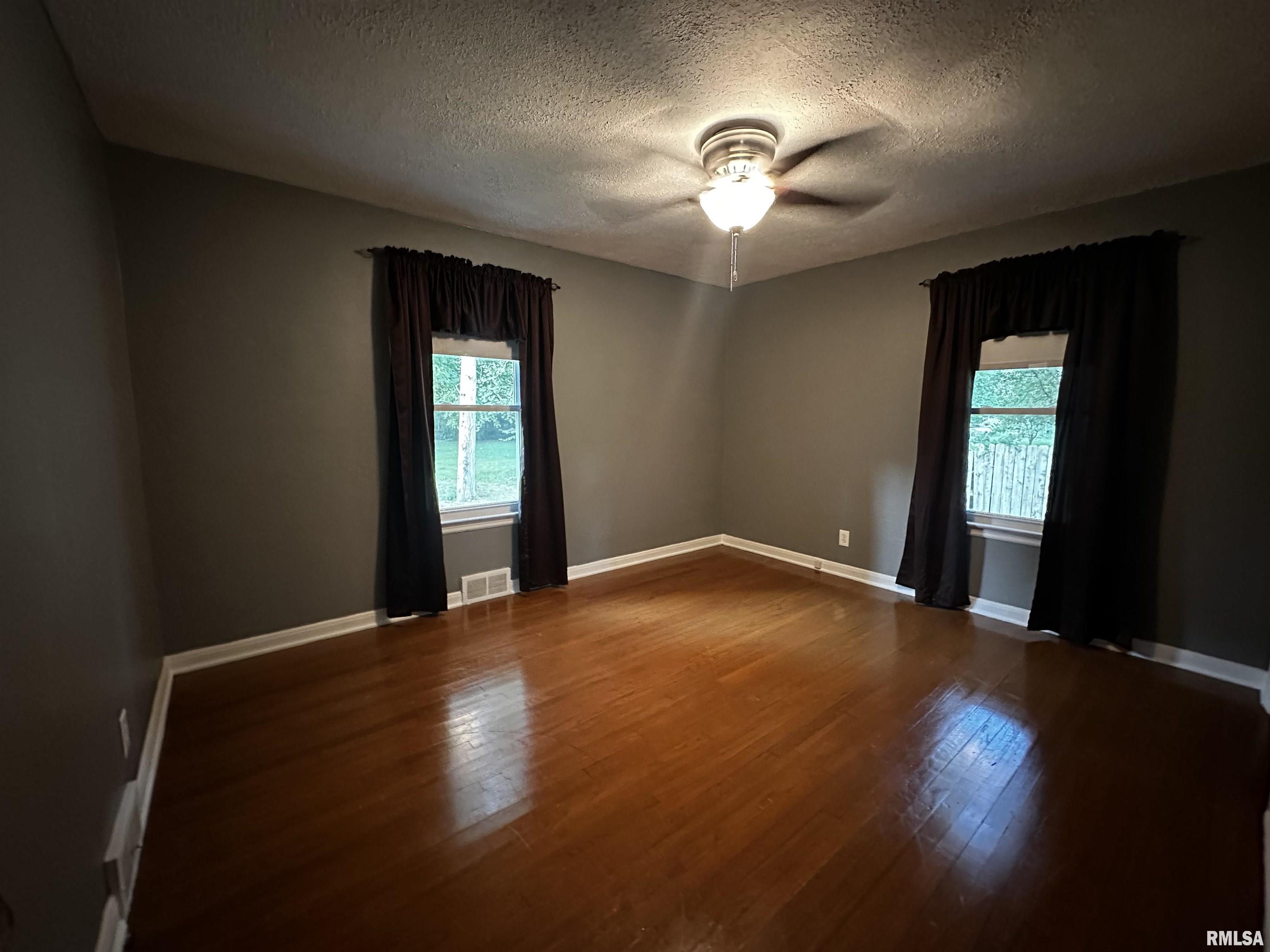 200 Maple Street Athens, IL 62613 - Photo 16 of 21 Gallery Image 16