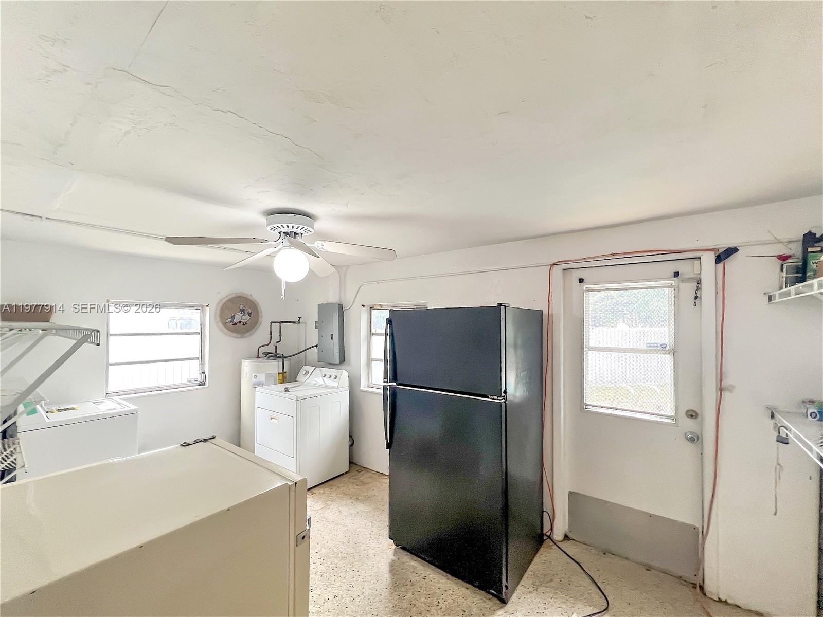 192 Southwest 62nd Terrace Plantation, FL 33317 - Photo 35 of 49