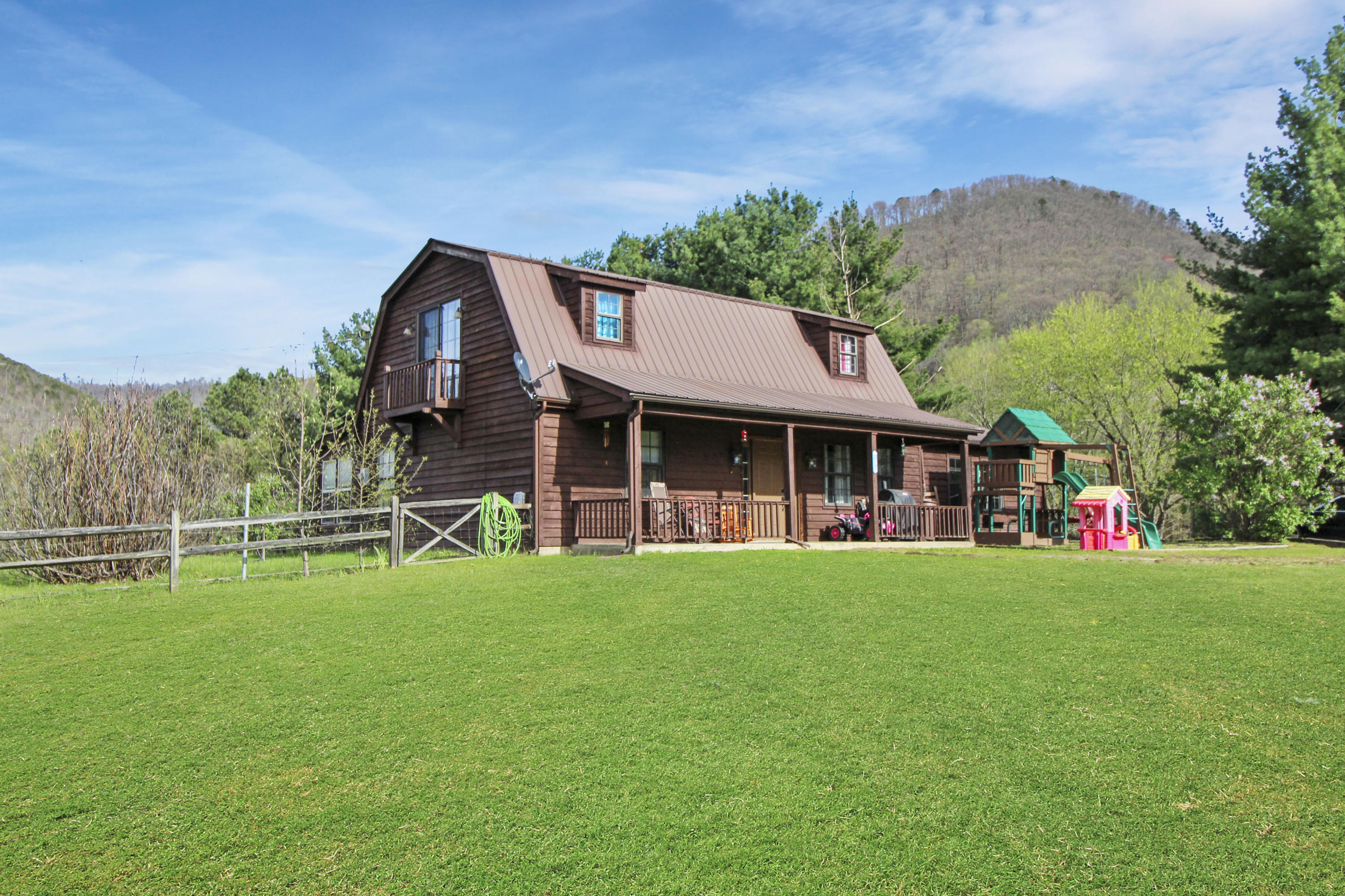873 Kitchen Branch Road Greeneville, TN 37743 - Photo 2 of 35 IMG_4393