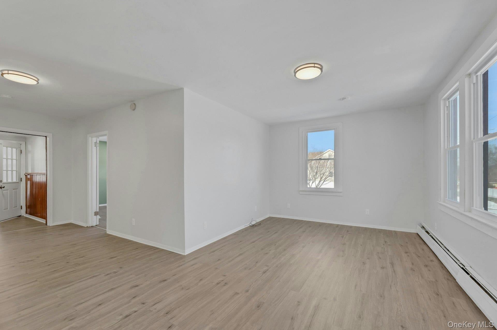 18 Ridge Road Congers, NY 10920 - Photo 4 of 37