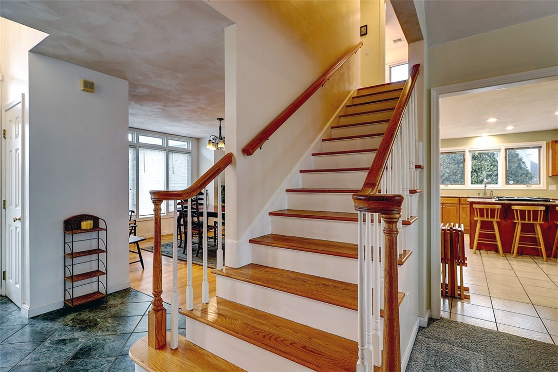 17 Jacobs Point Road Warren, RI 02885 - Photo 25 of 36