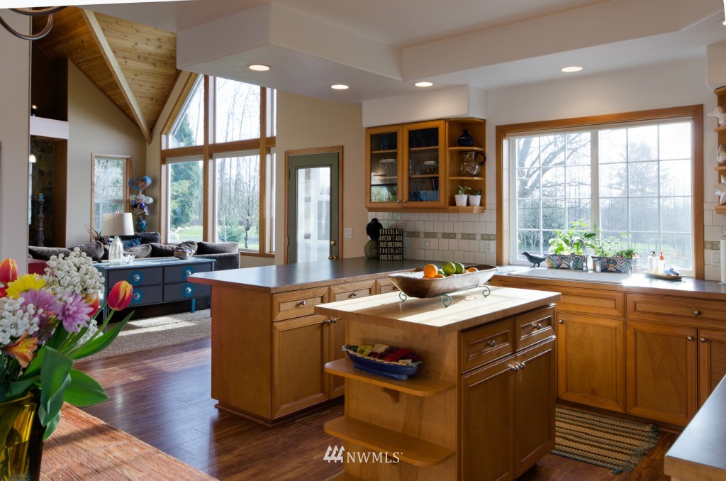 6574 North Star Road Ferndale, WA 98248 - Photo 4 of 25