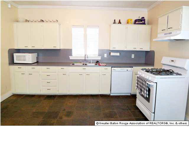 559 Hebert Street Baton Rouge, LA 70806 - Photo 3 of 10