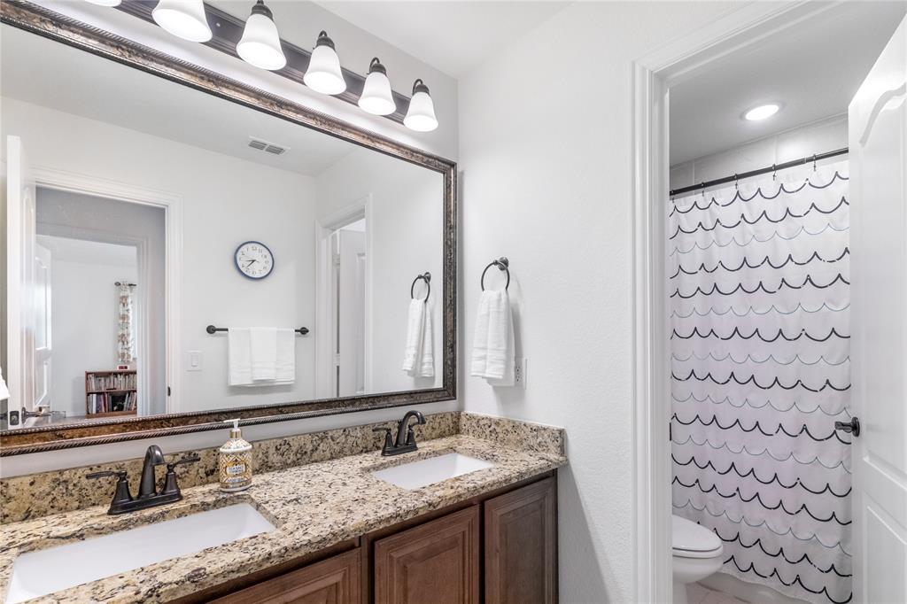1013 Timber Ridge Drive Justin, TX 76247 - Photo 23 of 40