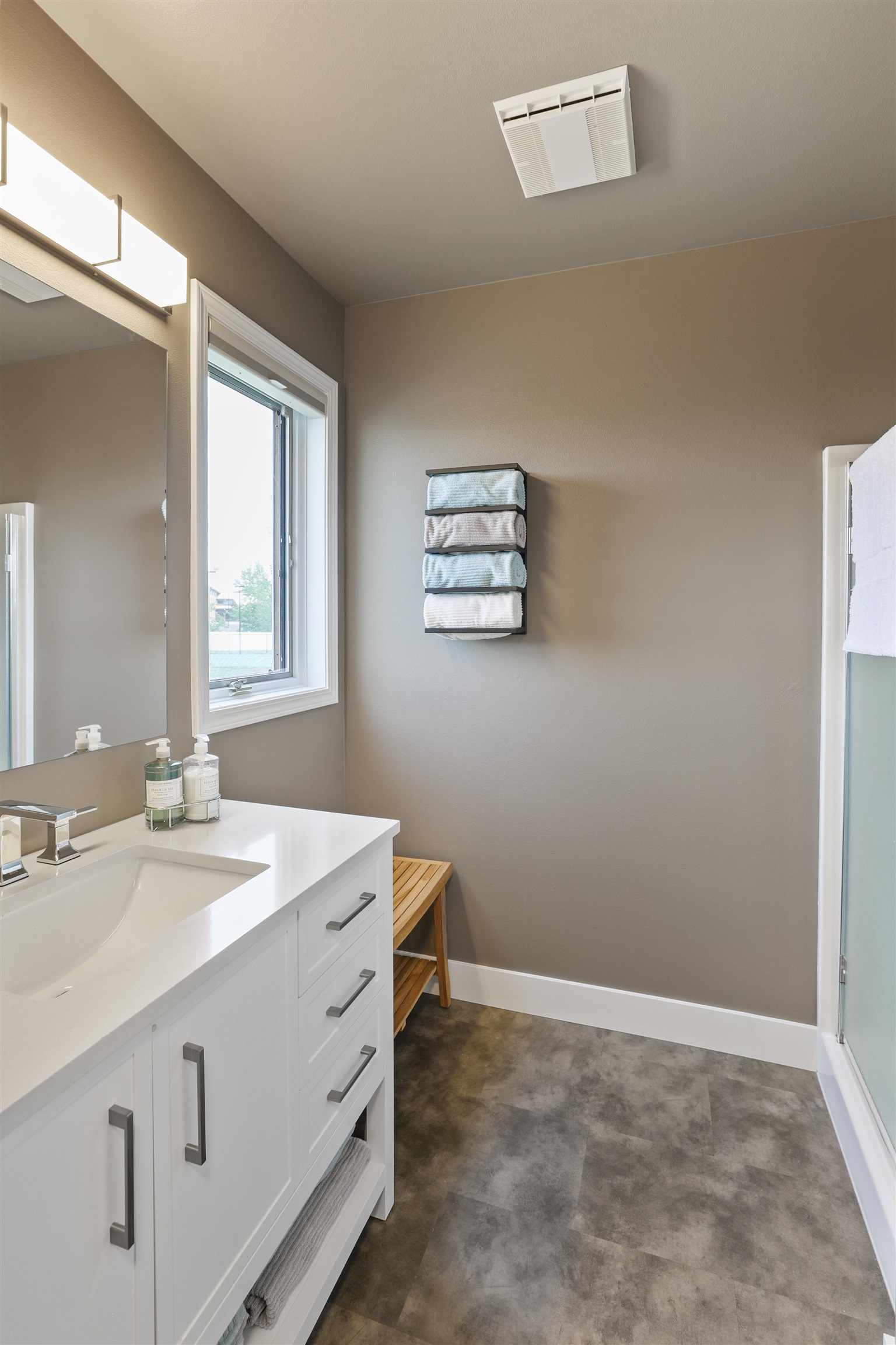 2804 West Johannsen Road Spokane, WA 99208 - Photo 21 of 49