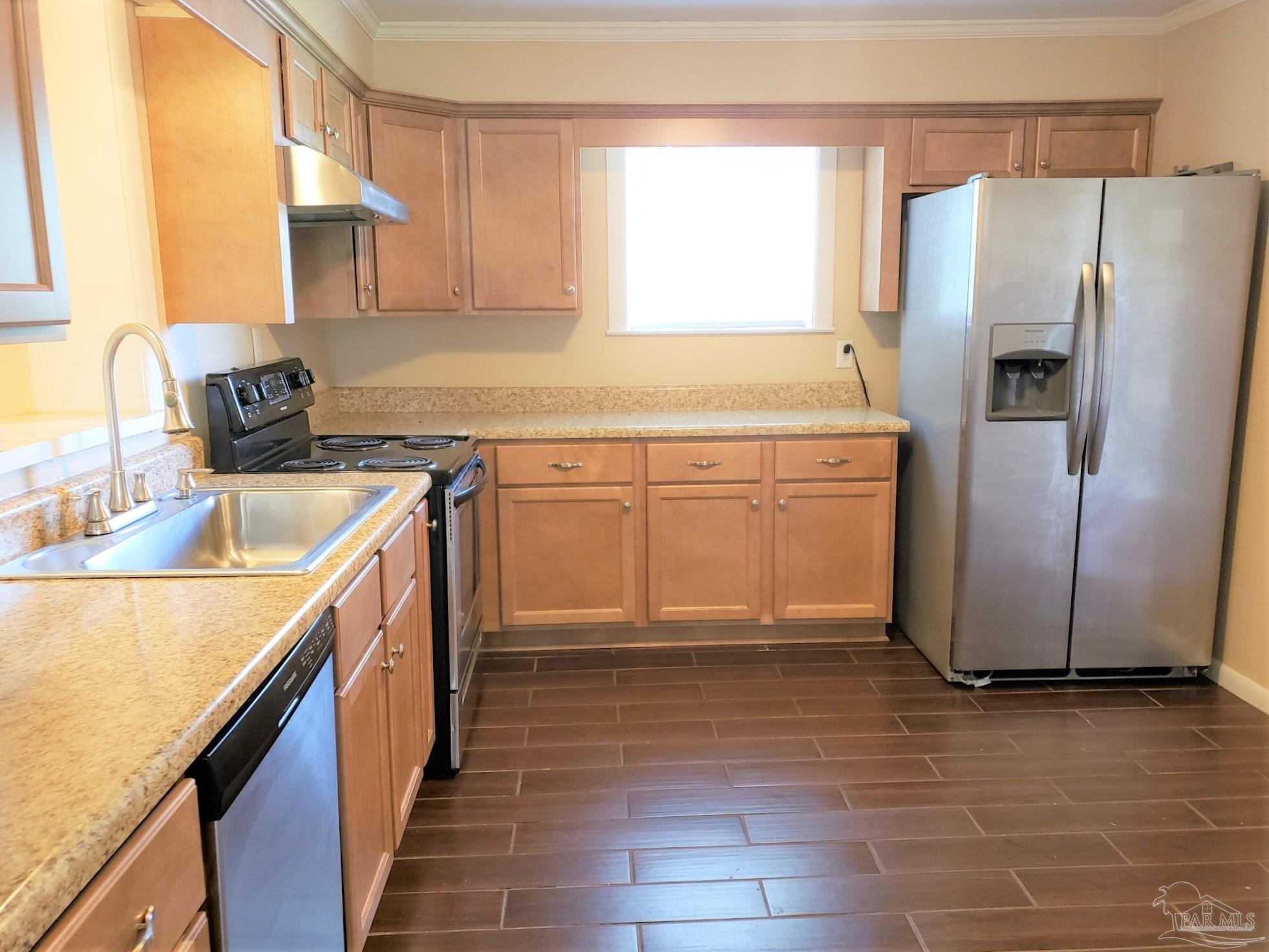 665 West Roberts Road Cantonment, FL 32533 - Photo 4 of 13