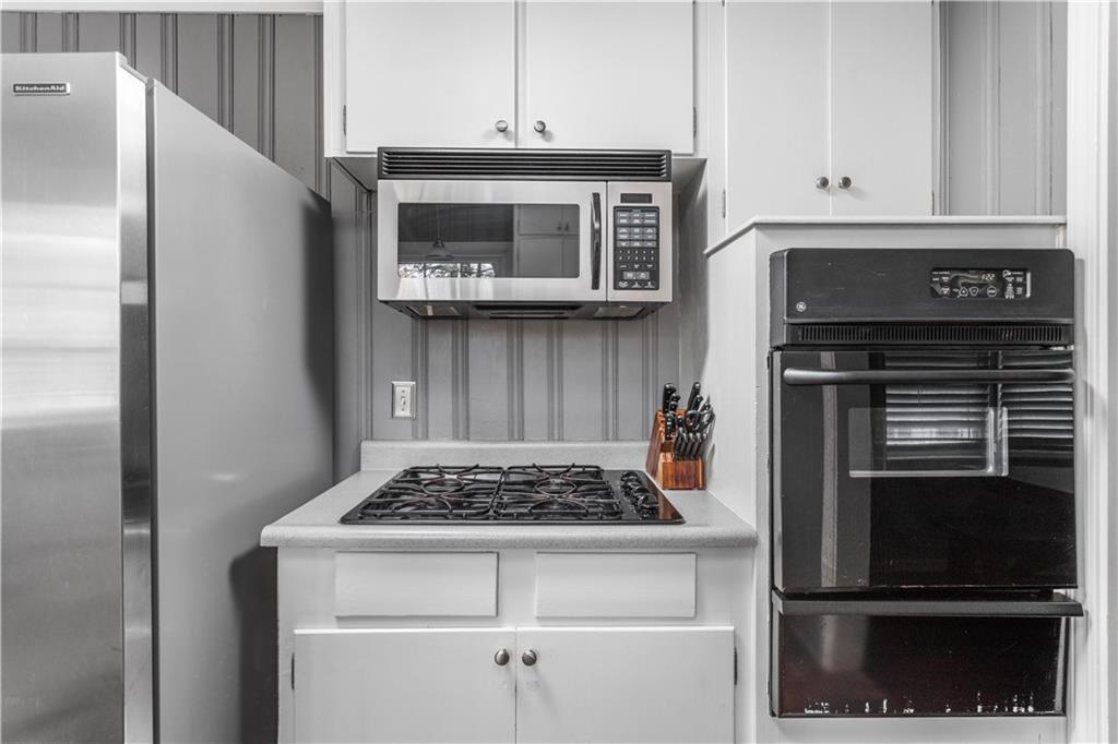 1319 Shawnee Road Indianapolis, IN 46260 - Photo 6 of 20 Gallery Image 6