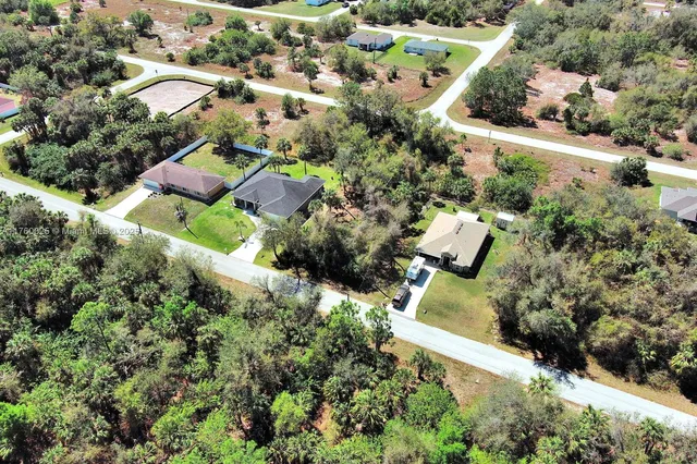 $32,000 | 205 Ferdon Circle, Port Charlotte, FL 33954