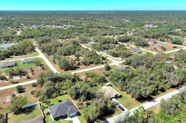 $32,000 | 205 Ferdon Circle, Port Charlotte, FL 33954