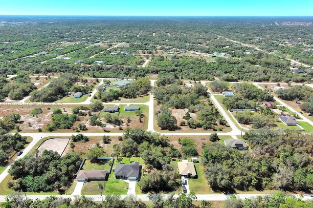 $32,000 | 205 Ferdon Circle, Port Charlotte, FL 33954