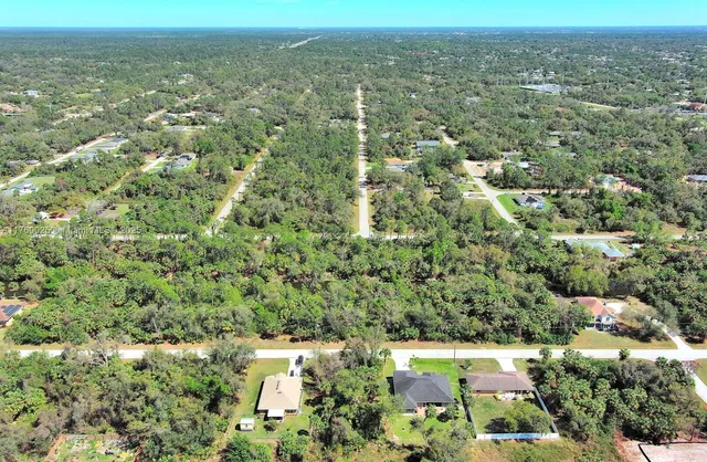 $32,000 | 205 Ferdon Circle, Port Charlotte, FL 33954