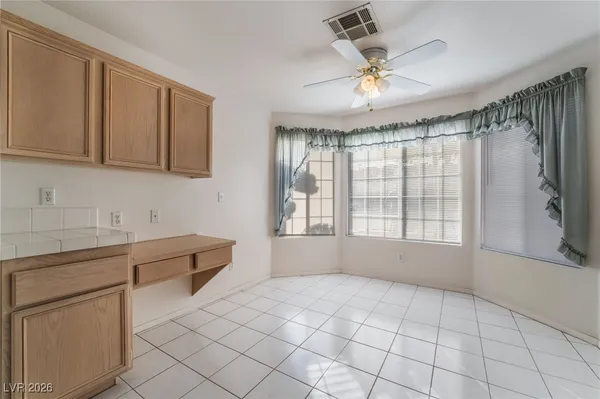 $2,400 | 2004 Diamond Brook Court, Las Vegas, NV 89117