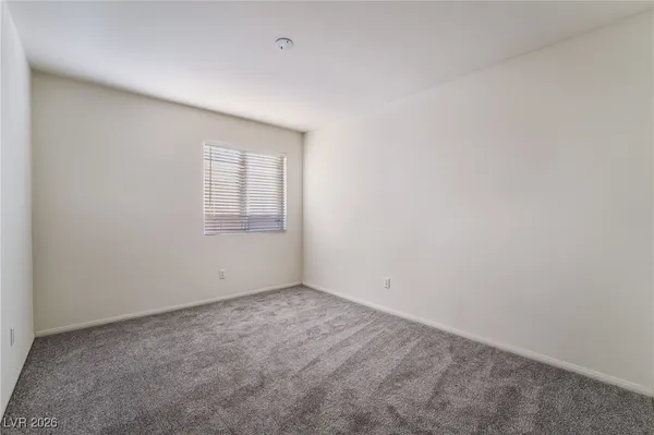 $2,400 | 2004 Diamond Brook Court, Las Vegas, NV 89117