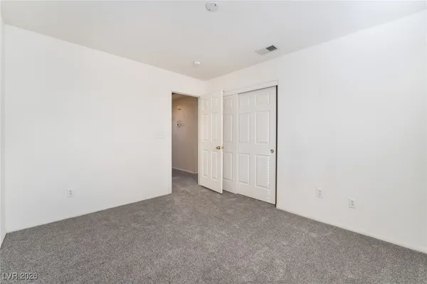 $2,400 | 2004 Diamond Brook Court, Las Vegas, NV 89117