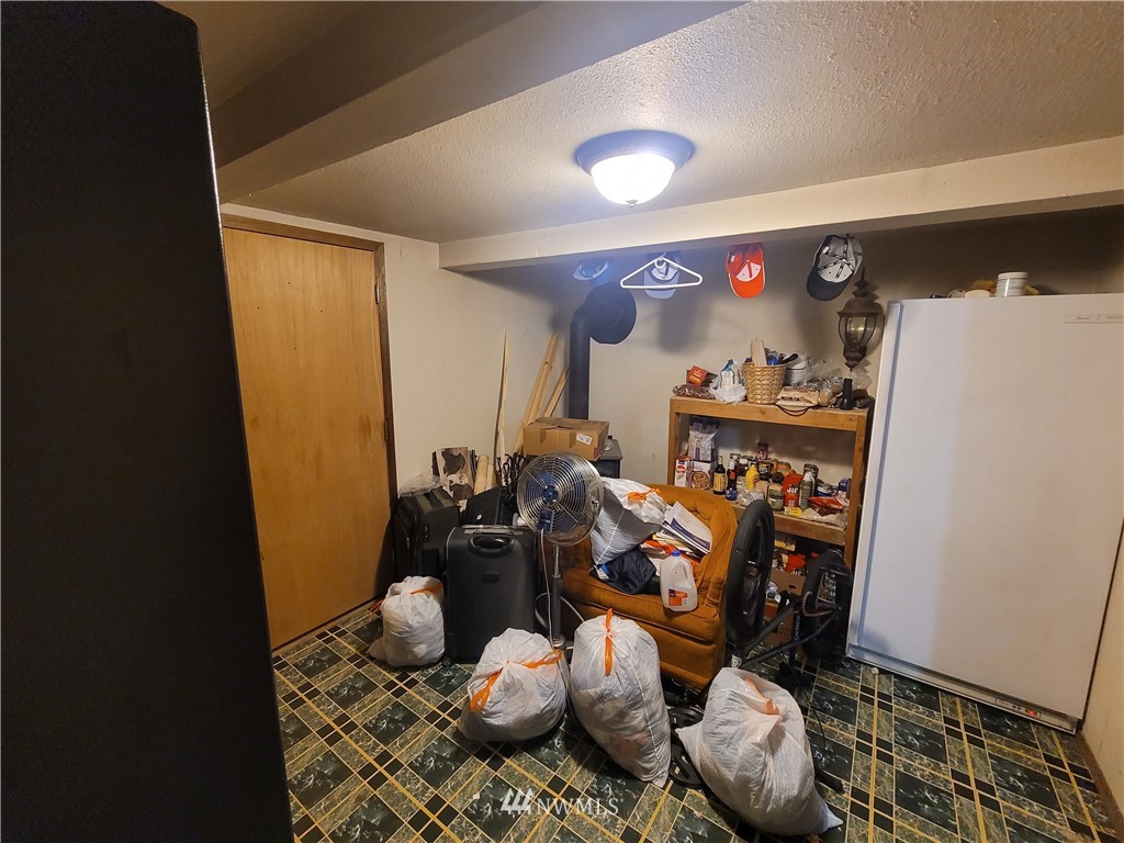 1426 Sheridan Road Bremerton, WA 98310 - Photo 20 of 37 Gallery Image 20