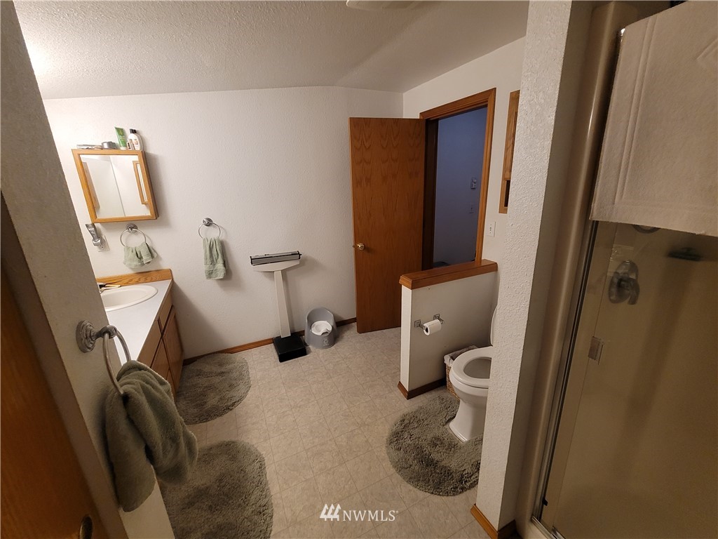 1426 Sheridan Road Bremerton, WA 98310 - Photo 24 of 37 Gallery Image 24