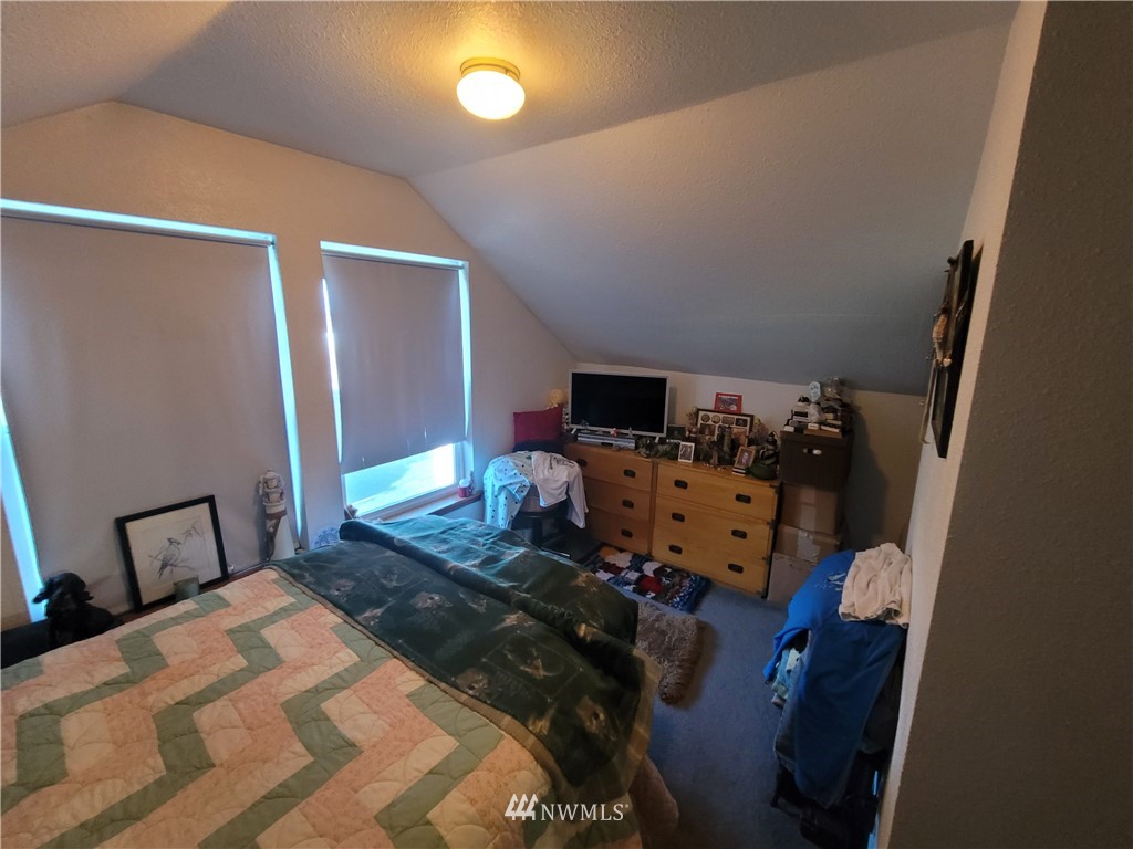1426 Sheridan Road Bremerton, WA 98310 - Photo 26 of 37 Gallery Image 26