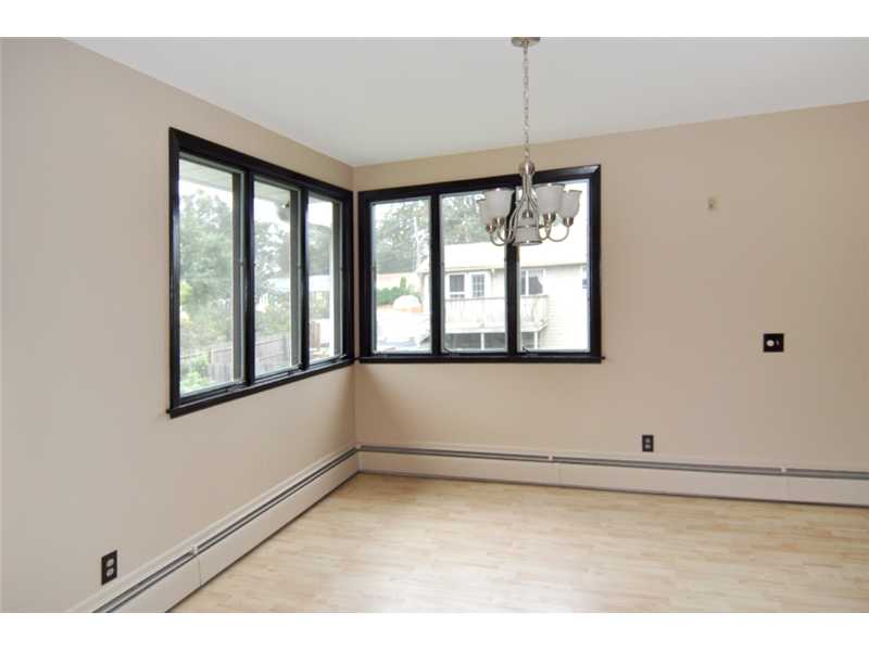 553 West Shore Road Warwick, RI 02889 - Photo 4 of 19 Dining Room.